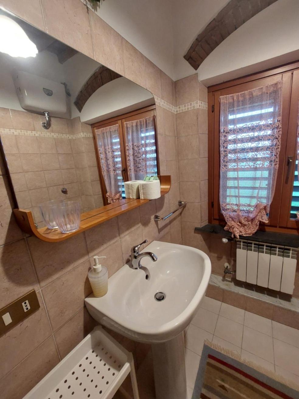 Bed and Breakfast La Convenienza Uliveto Terme Экстерьер фото